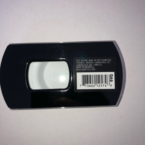 Brand New MAC Eyelashes - Picture 2 of 3